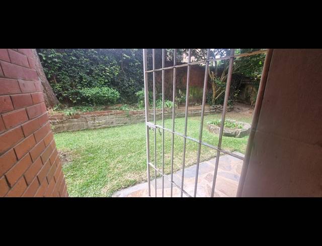 1 BEDROOM FLAT FOR SALE IN GLENWOOD